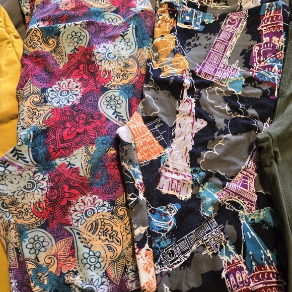 LuLaRoe OS leggings - Picture 2 of 4